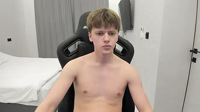 bonekoambalabu online show from April 18, 7:58 pm