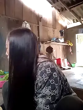 muamua99 online show from February 5, 4:17 am