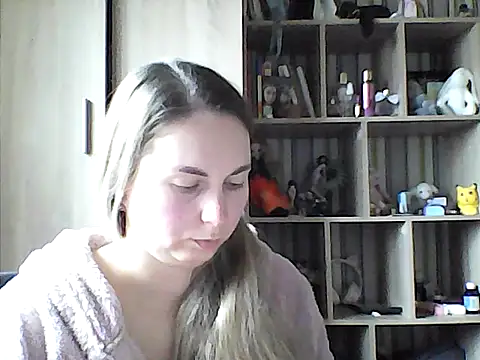 VikiLove765 online show from January 6, 11:25 am