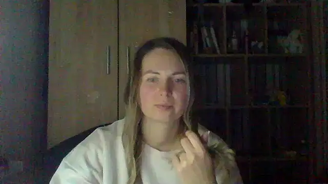 VikiLove765 online show from February 6, 5:49 pm