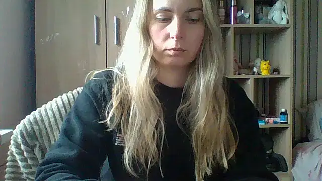 VikiLove765 online show from February 16, 8:54 am