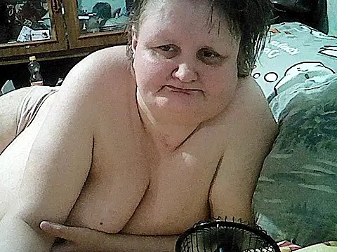 nataly4560 online show from April 19, 9:50 pm