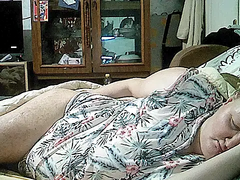 Snapshot of nataly4560 chatting on April 28, 1:15 am nataly4560 online show from April 28, 1:15 am