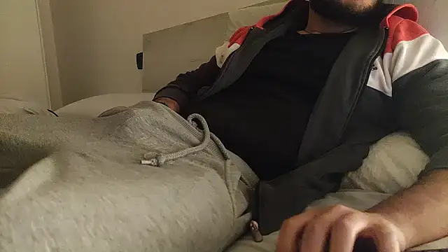 Reb born89 online show from February 9, 6:23 pm