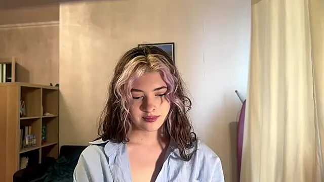 Dia DeAmas online show from April 22, 11:12 am