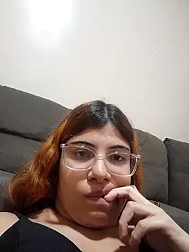 Snapshot of ruivinha09k chatting on June 30, 10:33 pm ruivinha09k online show from June 30, 10:33 pm