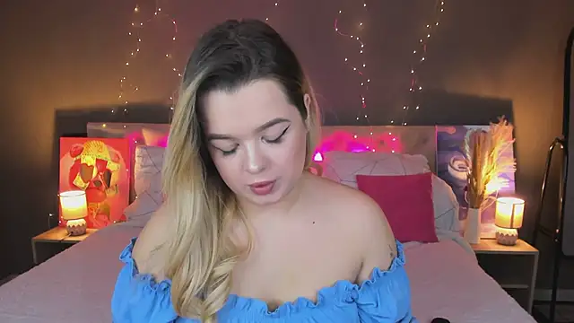 flirty fiona online show from January 17, 8:41 am