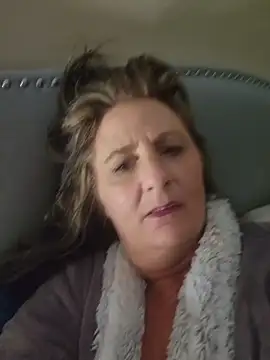 HotAzMilf online show from February 2, 7:56 pm