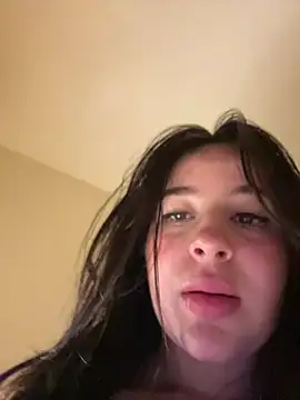 evelynrosess1 online show from April 21, 1:42 am