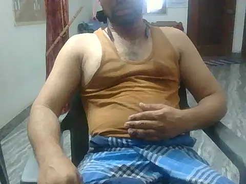 Snapshot of sevanty77 chatting on April 26, 8:12 am sevanty77 online show from April 26, 8:12 am