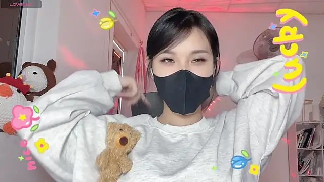 Snapshot of Tieu-May chatting on May 27, 7:16 am Tieu-May online show from May 27, 7:16 am