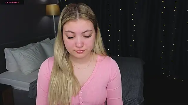 Angel  Grace online show from April 26, 12:08 am