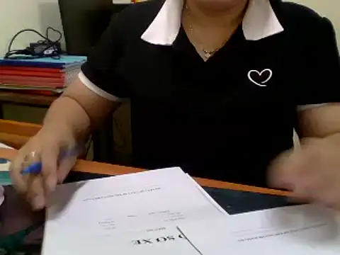 Sarah no land online show from April 8, 1:49 am