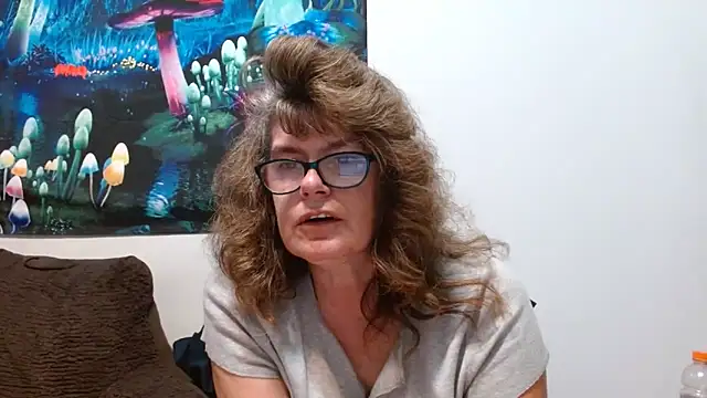 ladylavende3 online show from September 17, 2:30 pm