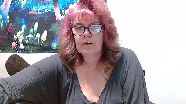 ladylavende3 online show from November 14, 9:02 pm