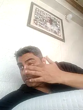 hardnhornybull online show from March 1, 10:17 am