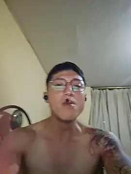 Xavlex0803 online show from April 4, 1:26 am