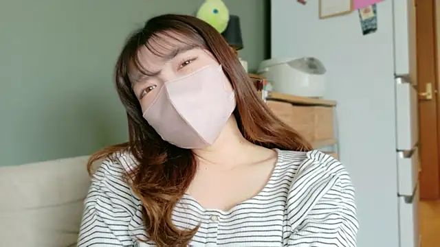   Yui  online show from March 6, 1:46 am