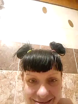 DebbieWhite online show from January 16, 10:30 am