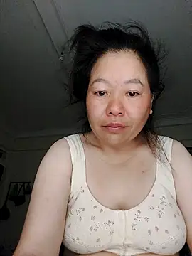 donaaa2 online show from April 21, 9:06 pm