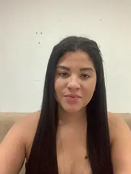 kahraujo online show from May 5, 5:10 pm