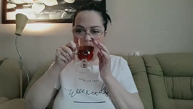 infinity loveliness online show from April 21, 6:31 am