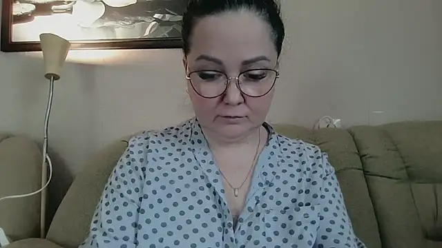 infinity loveliness online show from April 24, 7:00 am