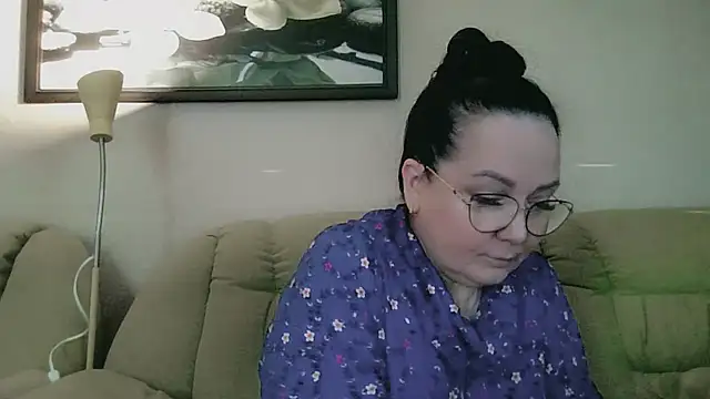 Snapshot of infinity_loveliness chatting on May 6, 6:52 am infinity loveliness online show from May 6, 6:52 am