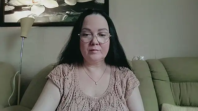 Snapshot of infinity_loveliness chatting on May 14, 4:41 am infinity loveliness online show from May 14, 4:41 am