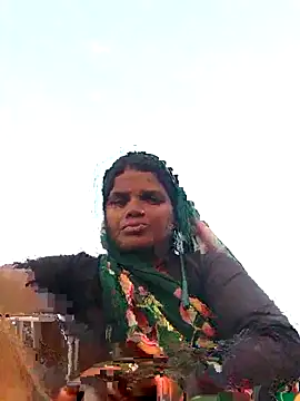 Snapshot of Jyoti_sekh chatting on March 26, 12:55 pm Jyoti sekh online show from March 26, 12:55 pm