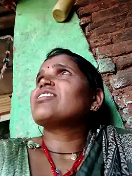 Snapshot of Jyoti_sekh chatting on May 20, 8:20 am Jyoti sekh online show from May 20, 8:20 am
