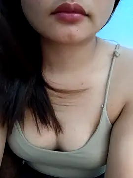 Sweet--Sexy online show from April 3, 3:10 pm