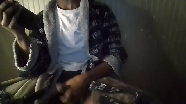 Quuwavve online show from February 8, 10:51 am