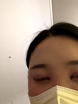 Snapshot of Ssun0612 chatting on January 8, 10:50 am Ssun0612 online show from January 8, 10:50 am