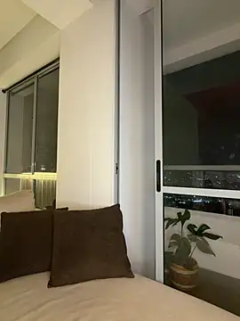 karymoron online show from April 11, 5:23 am