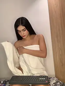 Megan VixenX online show from March 17, 8:56 pm