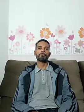 Snapshot of moreno_alpha_br chatting on June 2, 12:56 am moreno alpha br online show from June 2, 12:56 am
