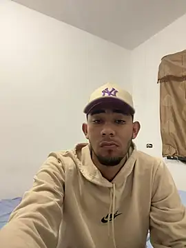 youngalexofficial online show from January 12, 2:39 am