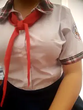 lina loveee online show from April 4, 8:56 am