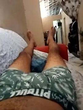 Snapshot of Novinhoxxx chatting on January 5, 6:22 pm Novinhoxxx online show from January 5, 6:22 pm