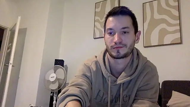 batschi0512 online show from February 10, 12:20 pm