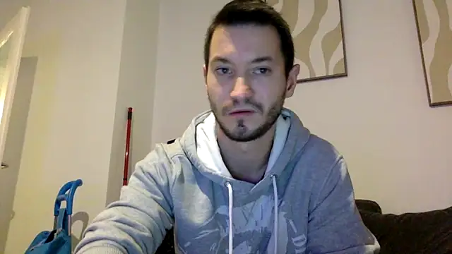 batschi0512 online show from February 13, 7:21 pm