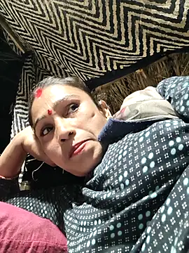 lodhi8080 online show from March 24, 3:28 pm