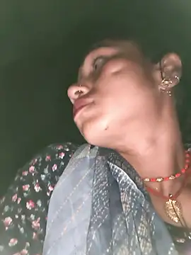 lodhi8080 online show from April 18, 5:06 pm