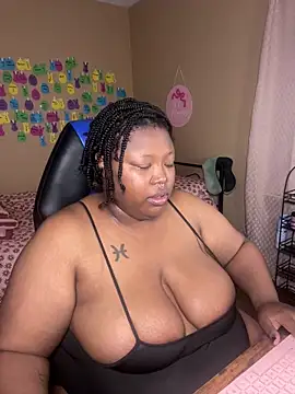 Chocolatebunnyxx96 online show from July 2, 3:17 am