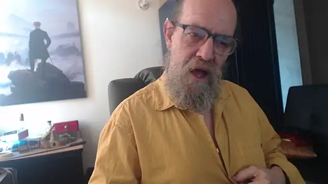 Uncle Hottie online show from July 1, 6:07 pm