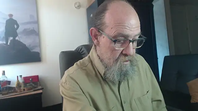 Uncle Hottie online show from July 13, 3:48 pm