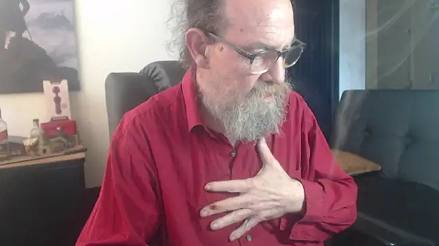 Uncle Hottie online show from July 19, 3:38 pm