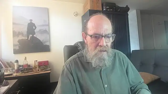 Uncle Hottie online show from July 26, 3:08 pm