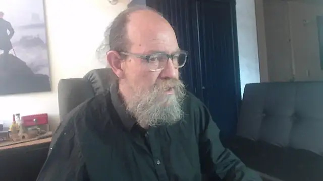 Uncle Hottie online show from July 28, 3:54 pm